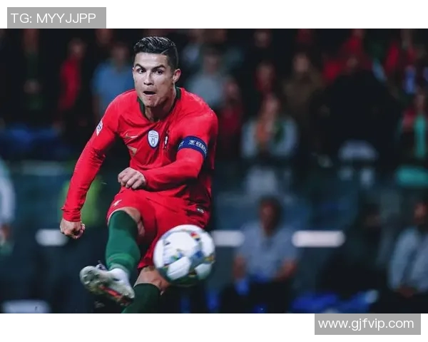 一代足球巨星逐渐老去他们的辉煌岁月已成历史片段