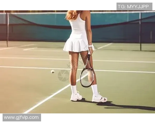 中国足球女将背影展现坚韧力量与无畏拼搏精神的瞬间 中国足球女将背影展现坚韧力量与无畏拼搏精神的瞬间