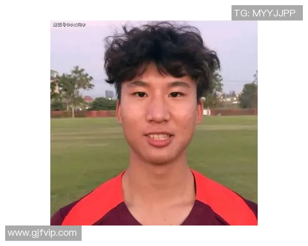 十八岁足球天才崭露头角 未来之星即将引领绿茵场辉煌