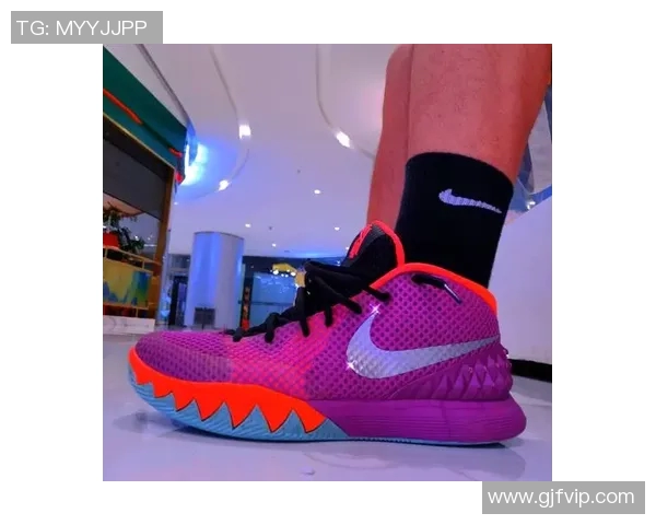 如何选择适合球星的足球鞋及推荐热门款式解析