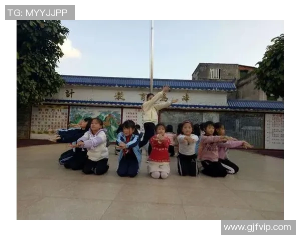 榕江足球球星崛起之路：从地方少年到职业联赛的奋斗历程